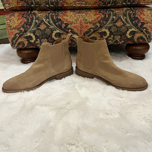 Clarks Women's Cologne Arlo 2 Sand Suede Pull On Boots. Size 12. - Picture 10 of 15